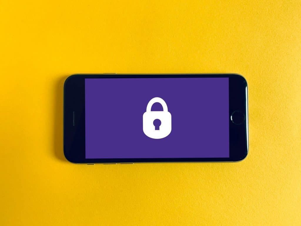 How to secure access to your smartphone as much as possible?